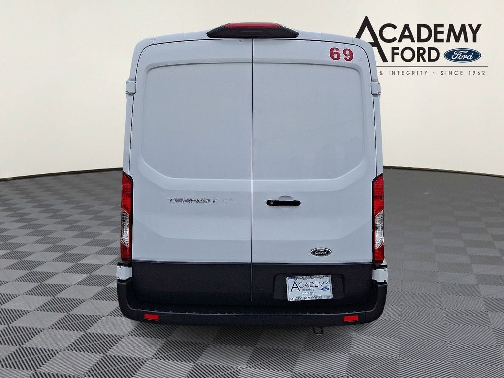 2023 Ford Transit-250 Base