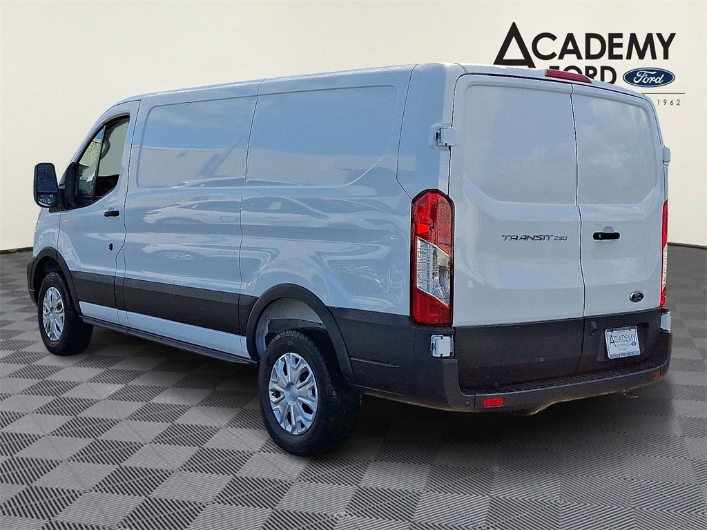2025 Ford Transit-250 Base