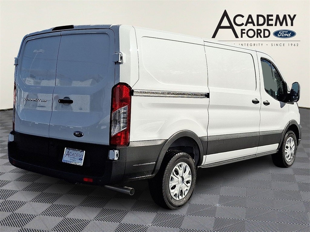 2025 Ford Transit-250 Base