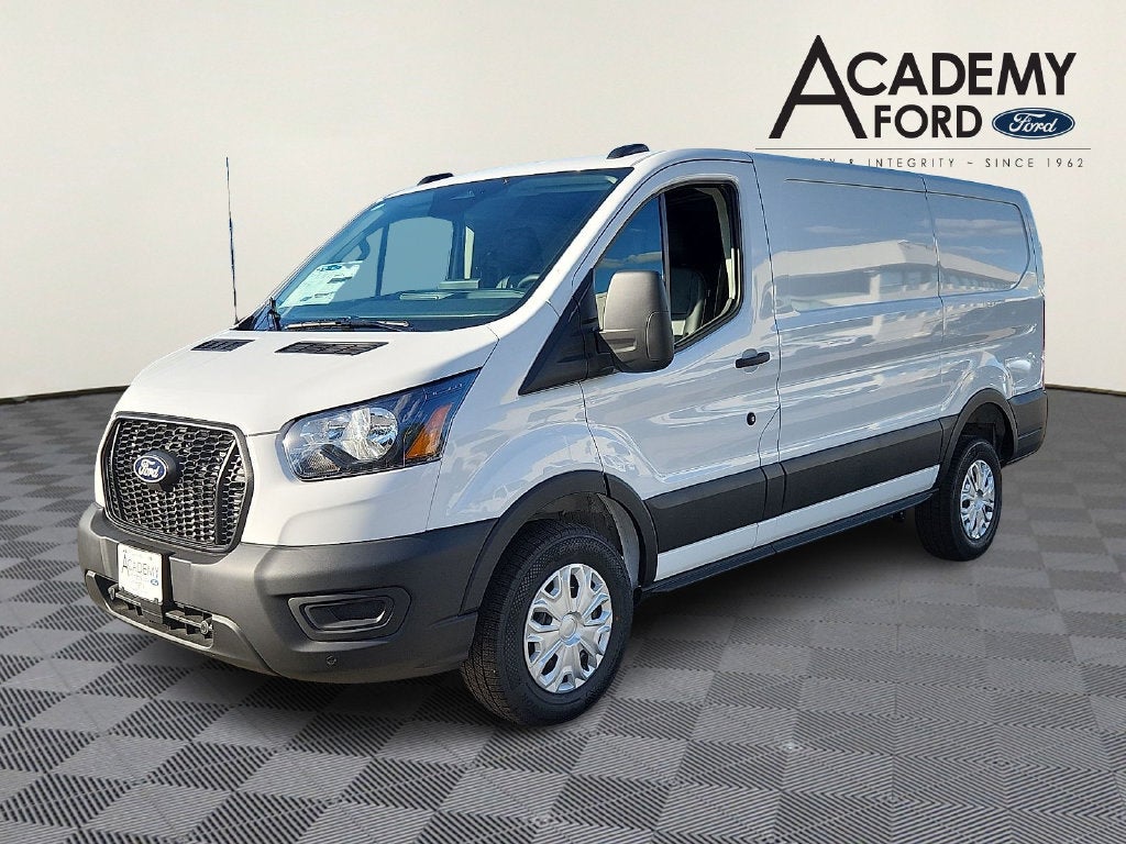 2027 Ford Transit-250 Base