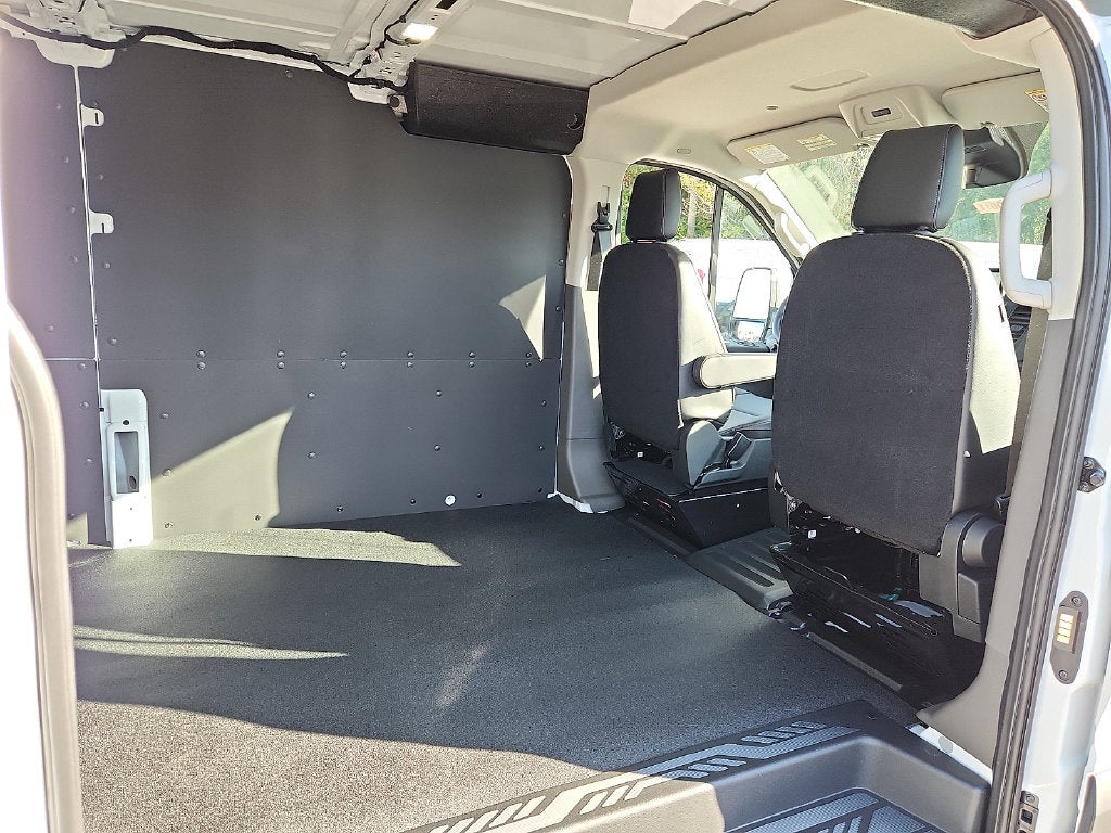 2027 Ford Transit-250 Base