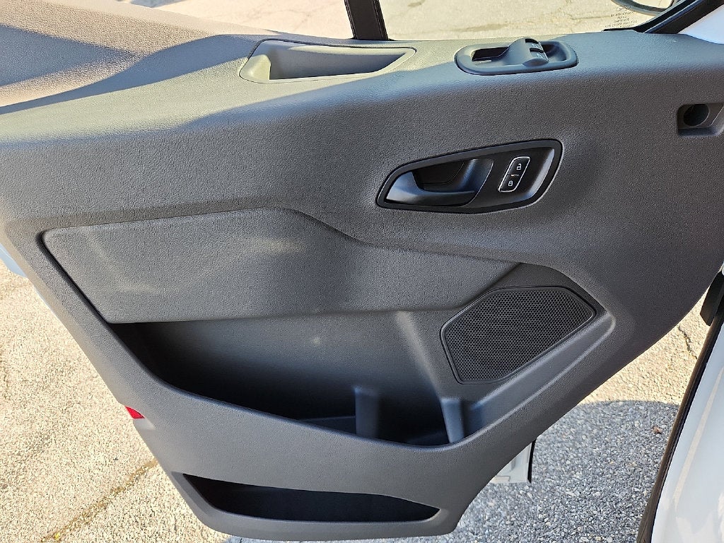 2027 Ford Transit-250 Base