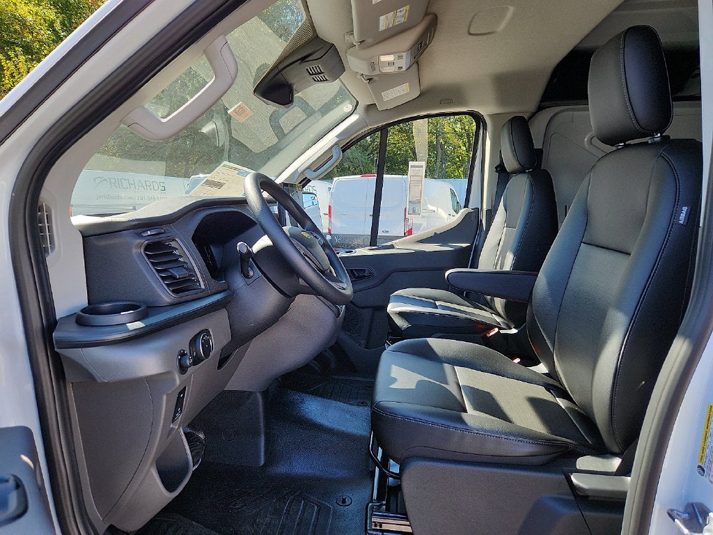 2027 Ford Transit-250 Base