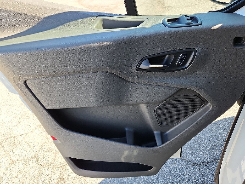 2027 Ford Transit-250 Base