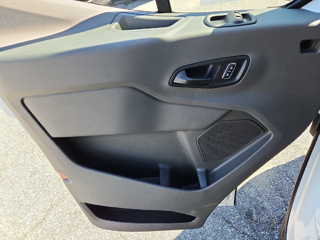 2027 Ford Transit-250 Base