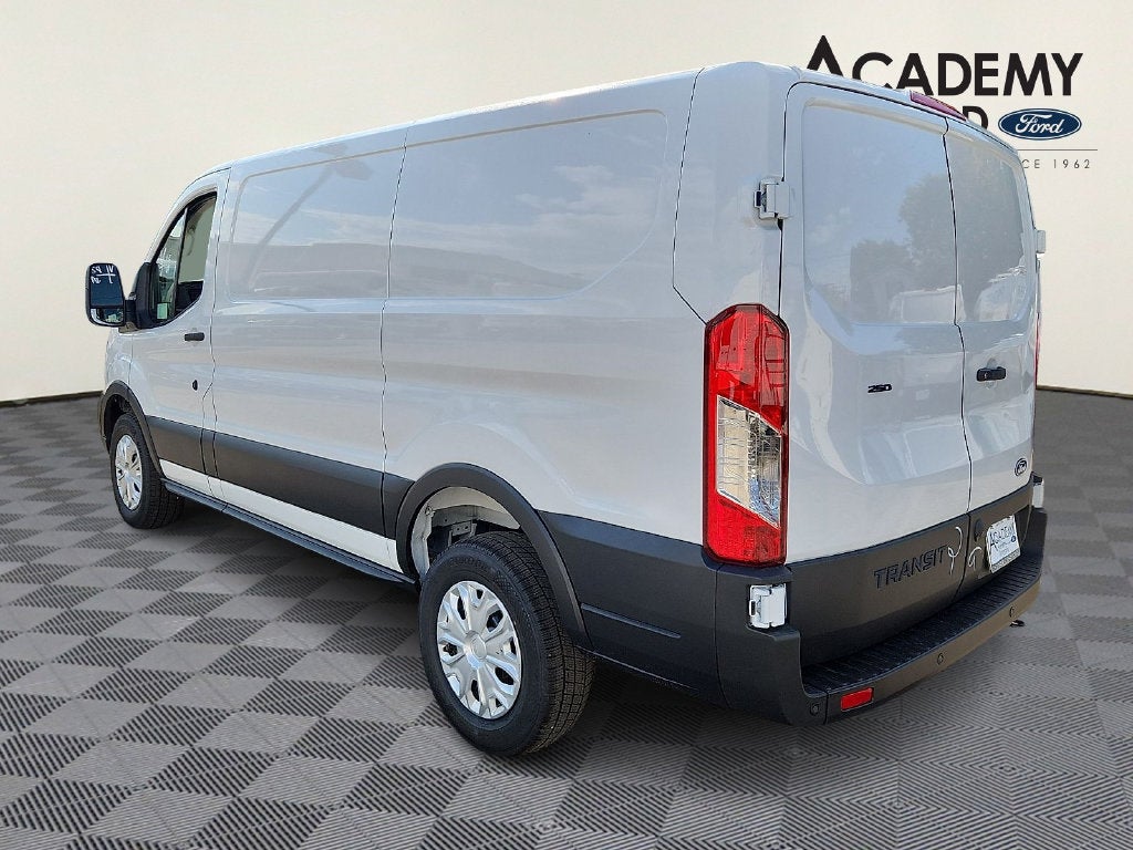 2027 Ford Transit-250 Base