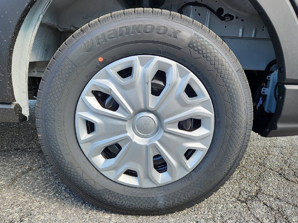 2027 Ford Transit-250 Base