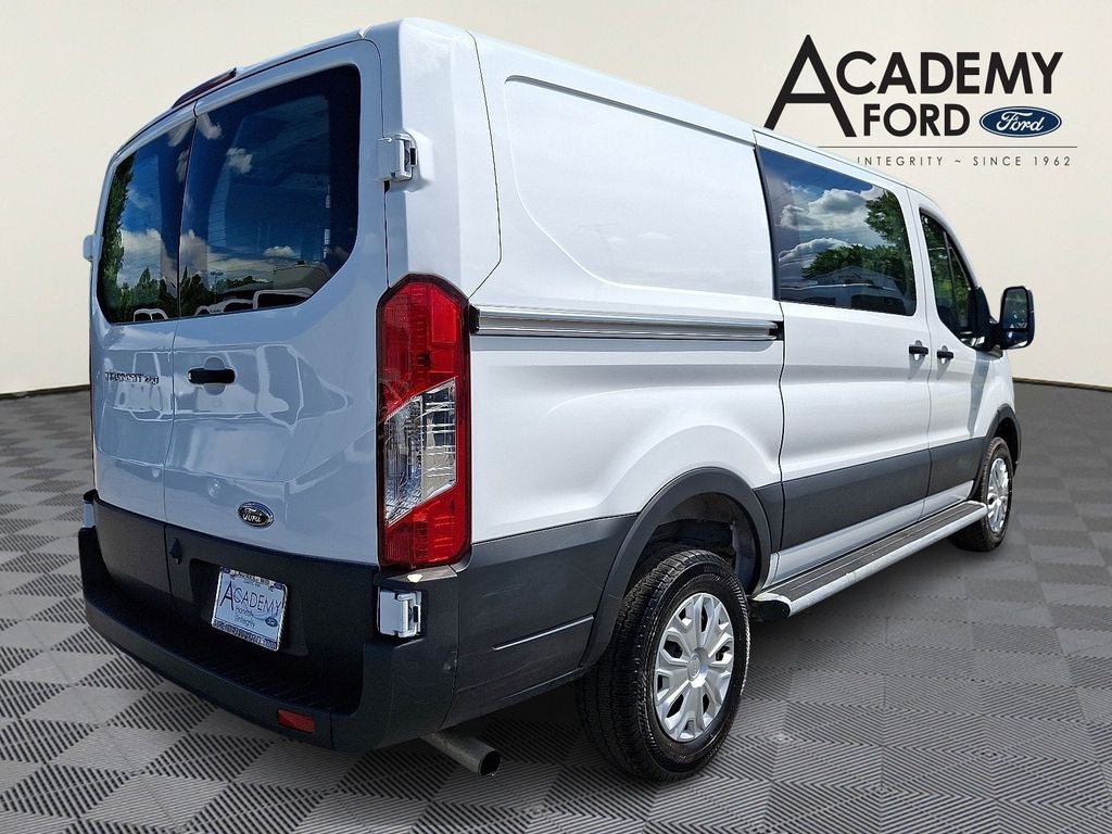 2025 Ford Transit-250 Base