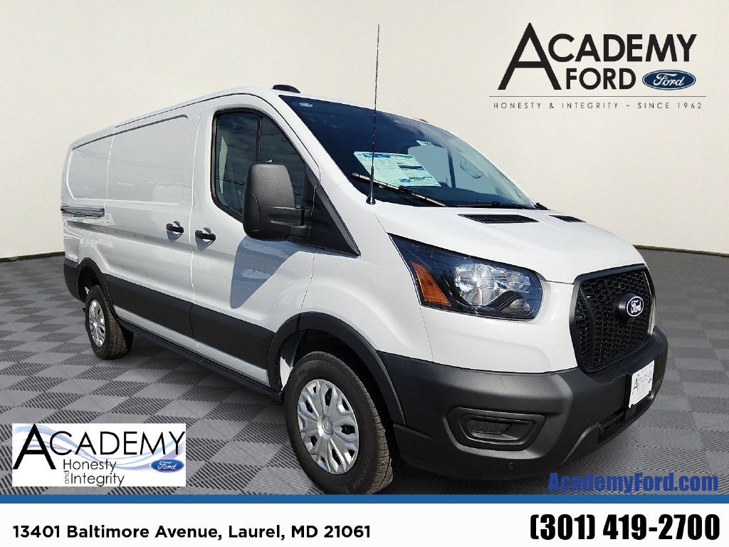 2027 Ford Transit-250 Base