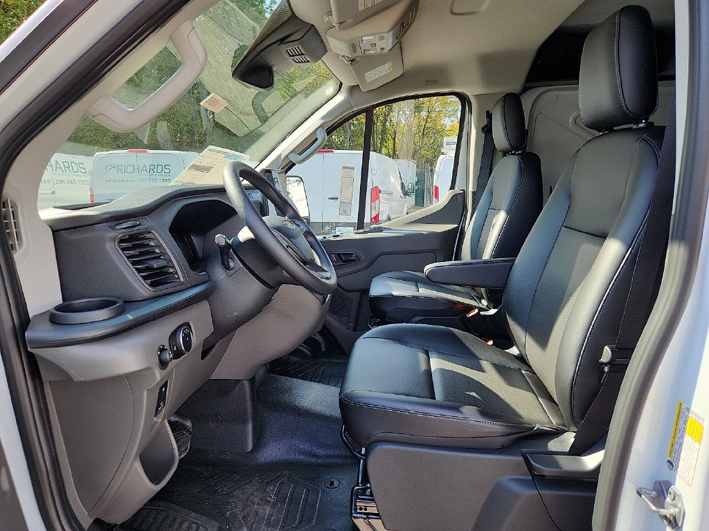 2027 Ford Transit-250 Base