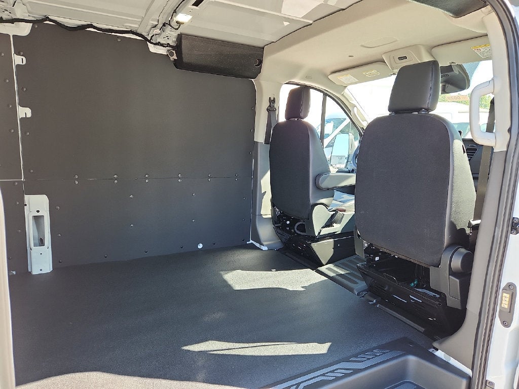 2027 Ford Transit-250 Base