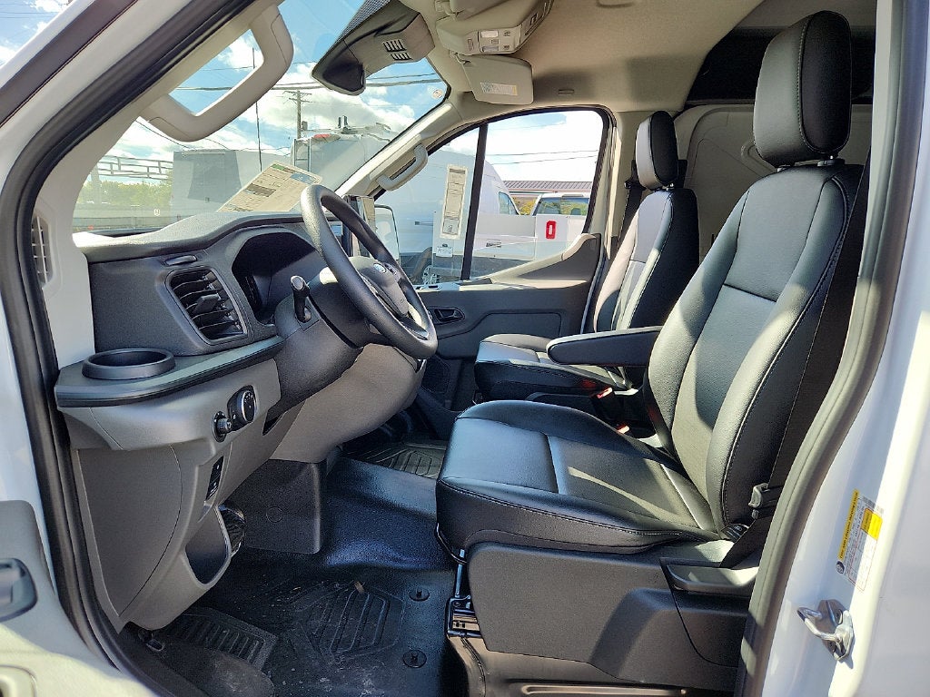 2027 Ford Transit-250 Base