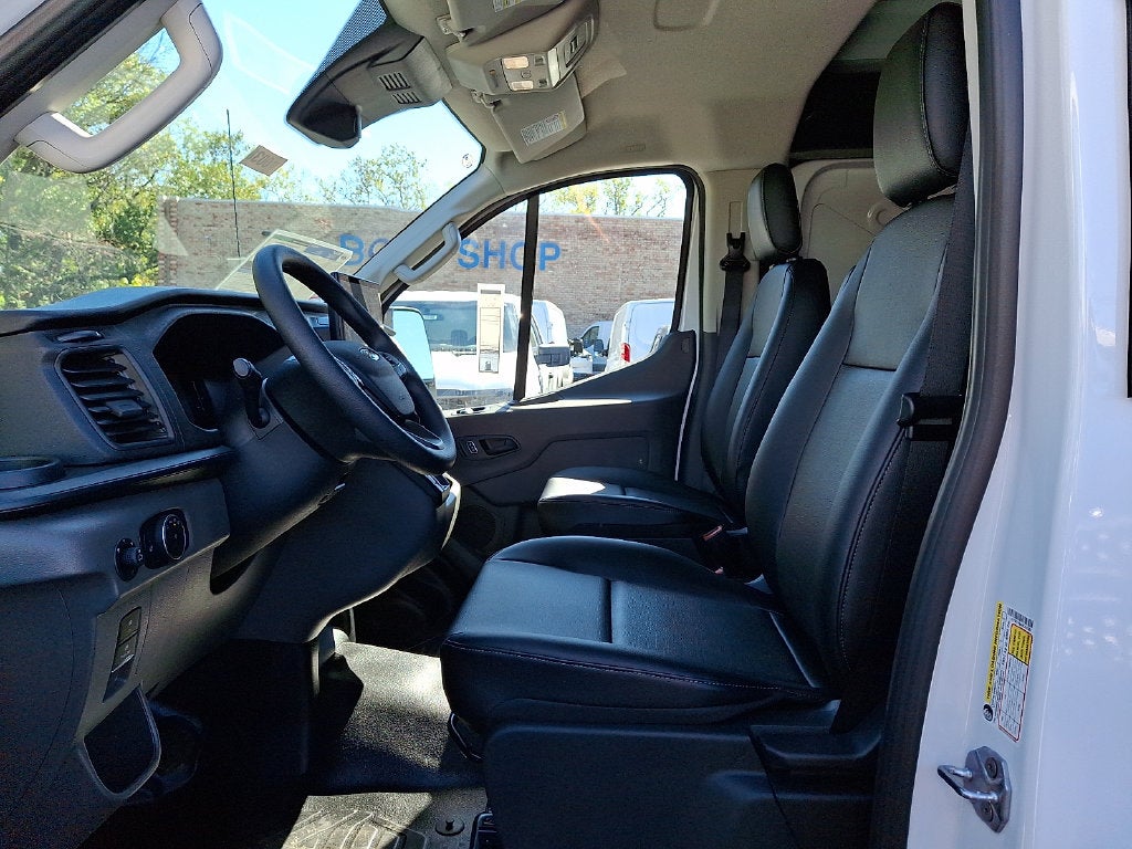 2027 Ford Transit-250 Base