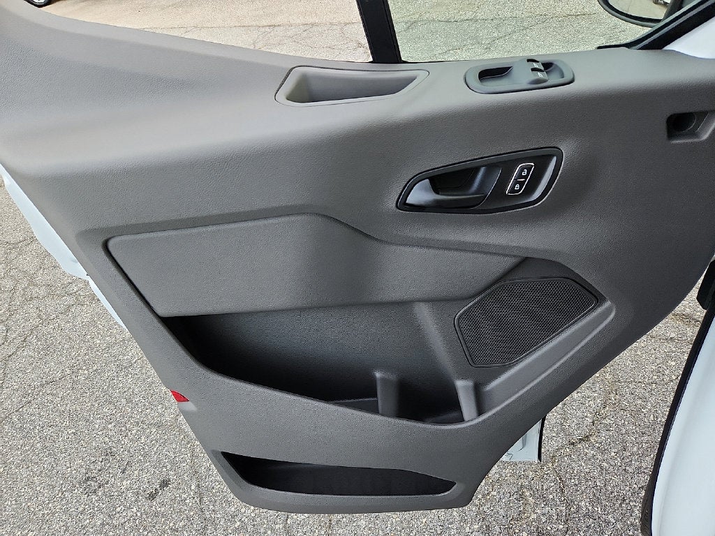 2027 Ford Transit-250 Base