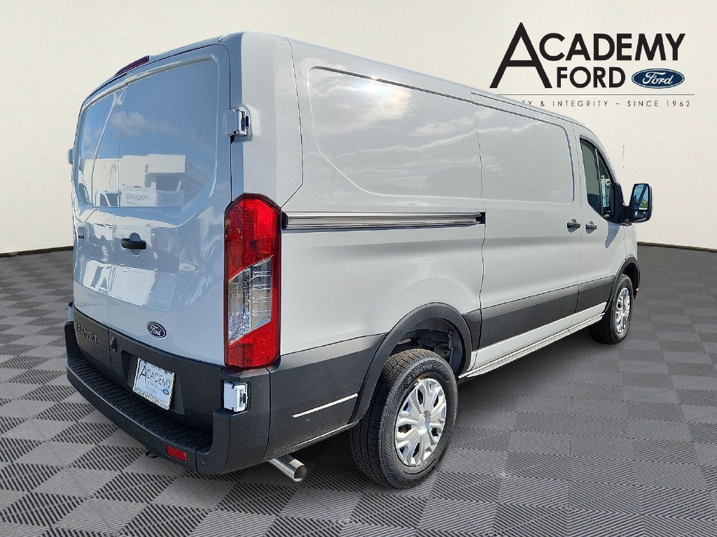 2027 Ford Transit-250 Base