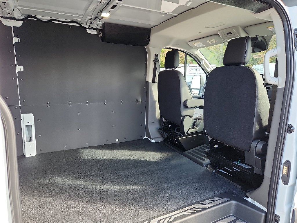 2027 Ford Transit-250 Base
