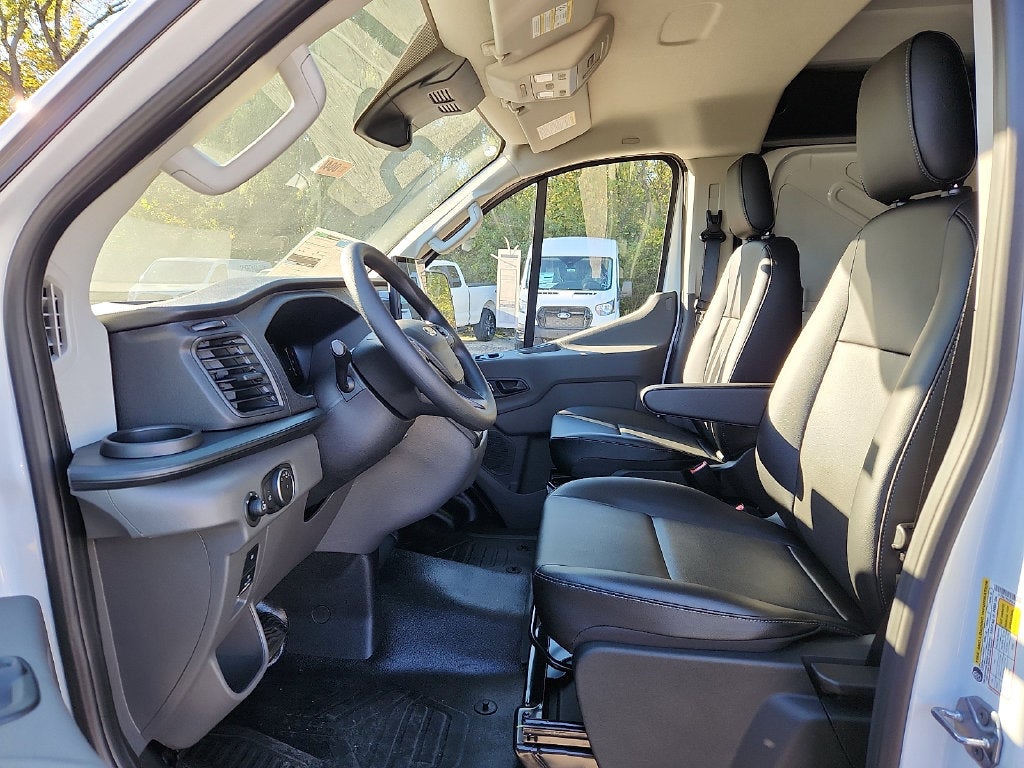 2027 Ford Transit-250 Base