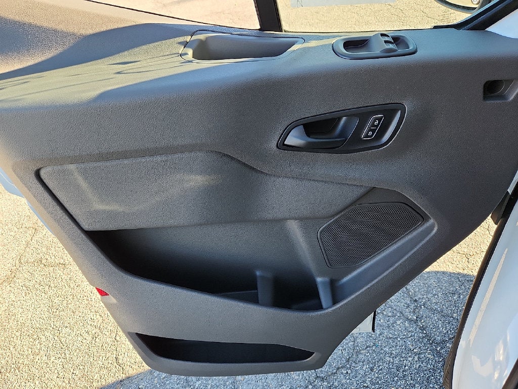 2027 Ford Transit-250 Base