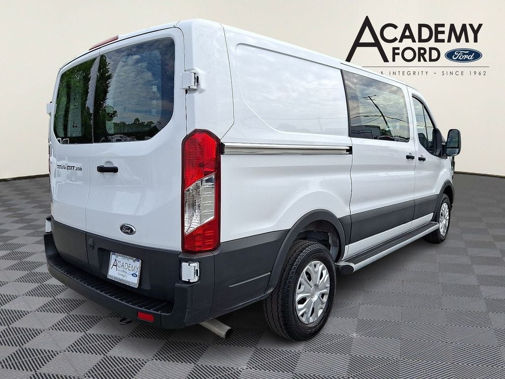 2025 Ford Transit-250 Base