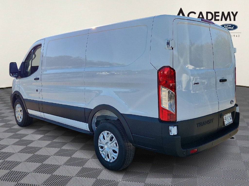 2027 Ford Transit-250 Base