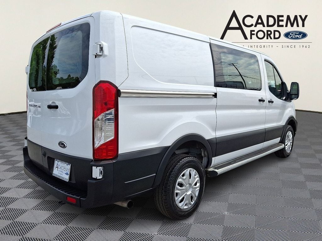 2025 Ford Transit-250 Base