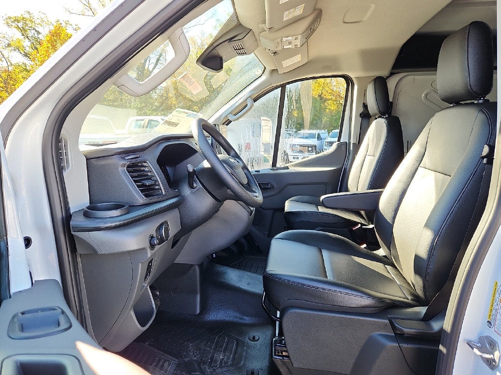 2027 Ford Transit-250 Base