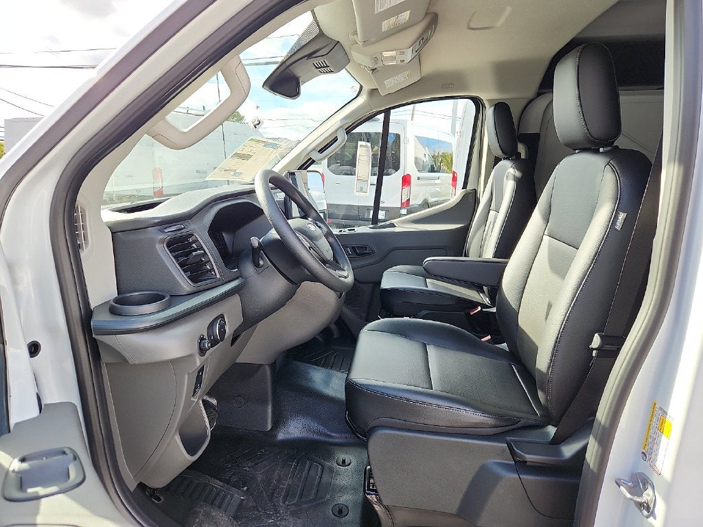 2027 Ford Transit-250 Base