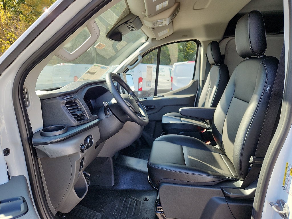 2027 Ford Transit-250 Base