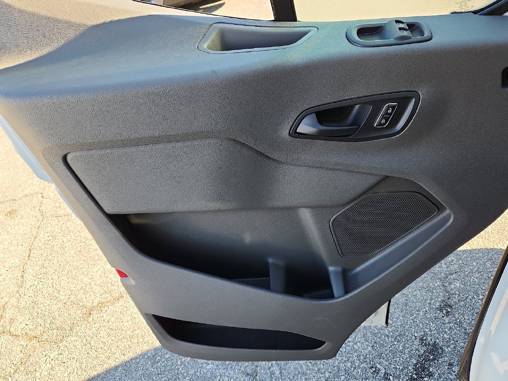 2027 Ford Transit-250 Base