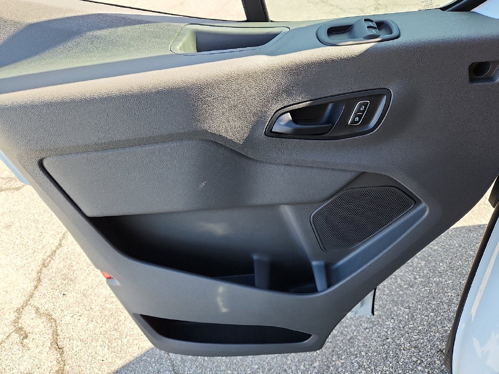 2027 Ford Transit-250 Base