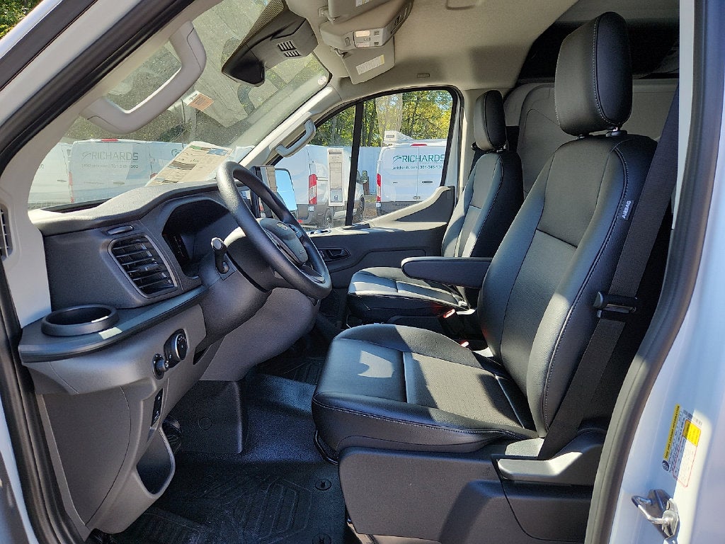 2027 Ford Transit-250 Base