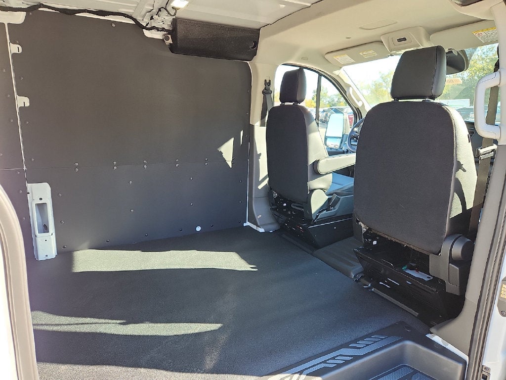 2027 Ford Transit-250 Base