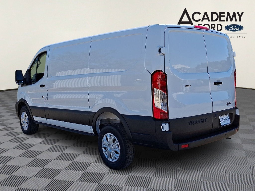 2027 Ford Transit-250 Base