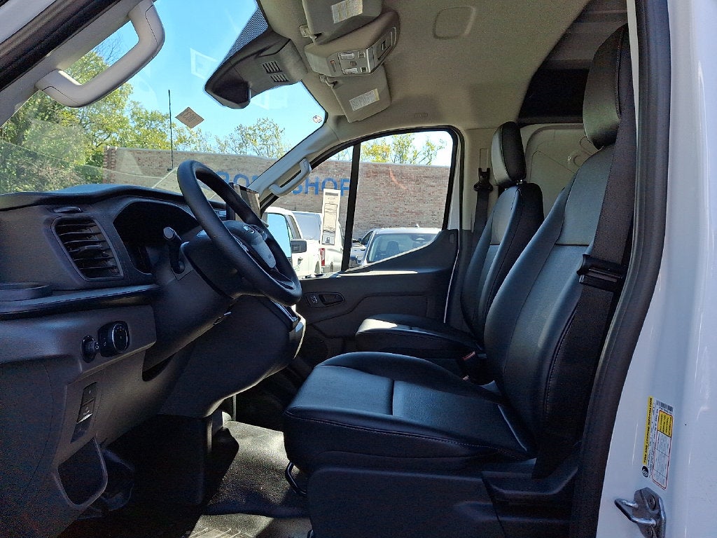 2027 Ford Transit-250 Base