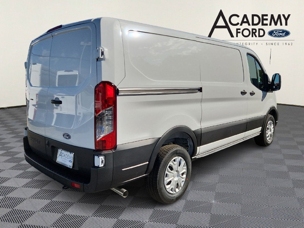 2027 Ford Transit-250 Base