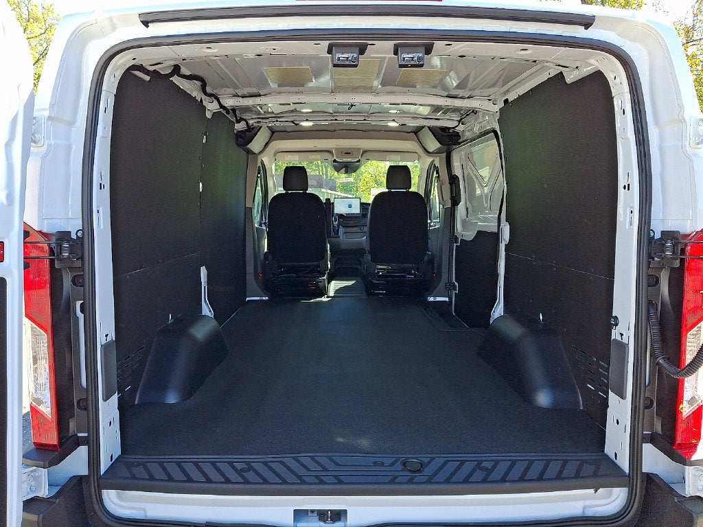 2027 Ford Transit-250 Base