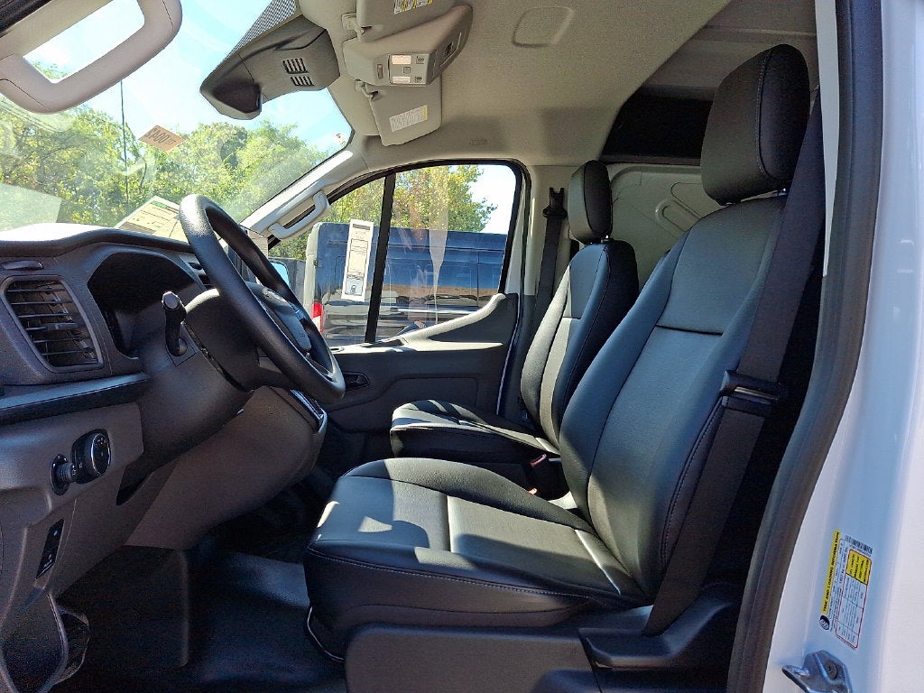 2027 Ford Transit-250 Base