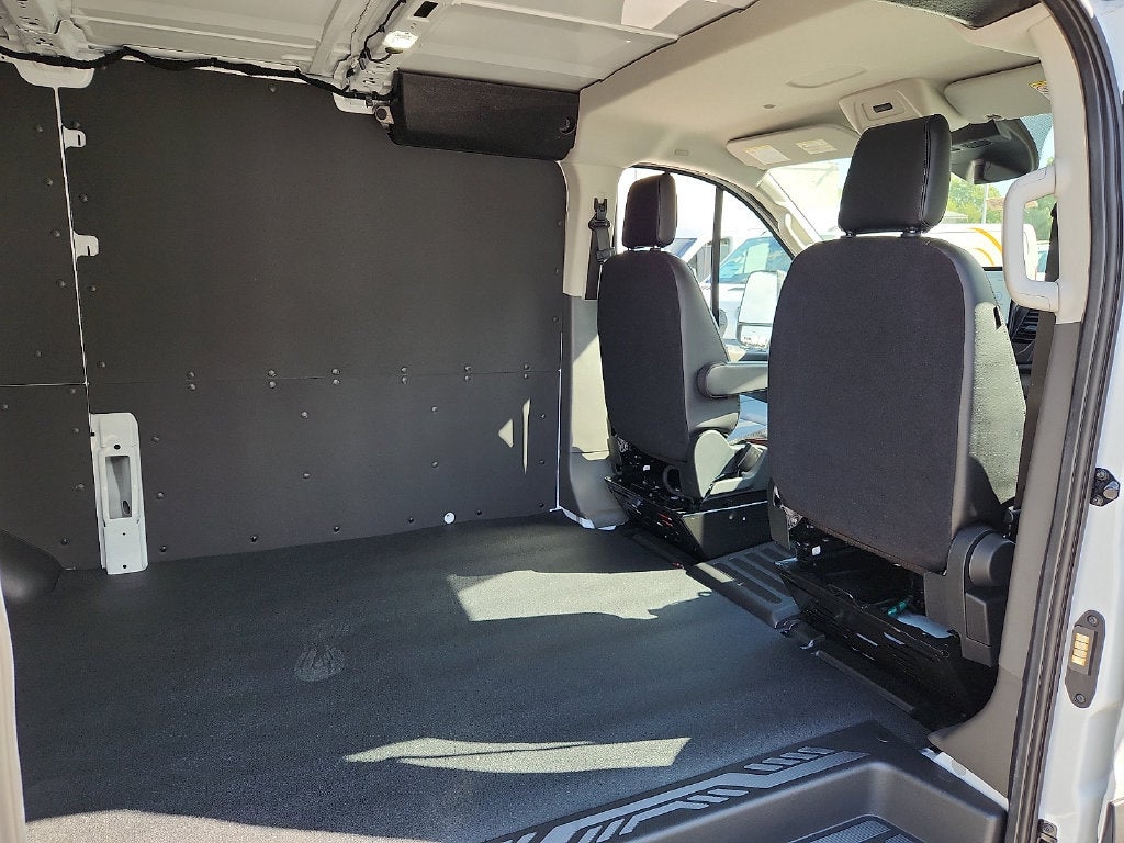 2027 Ford Transit-250 Base