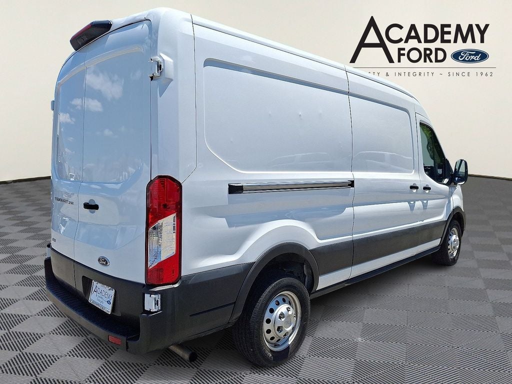 2023 Ford Transit-250 Base