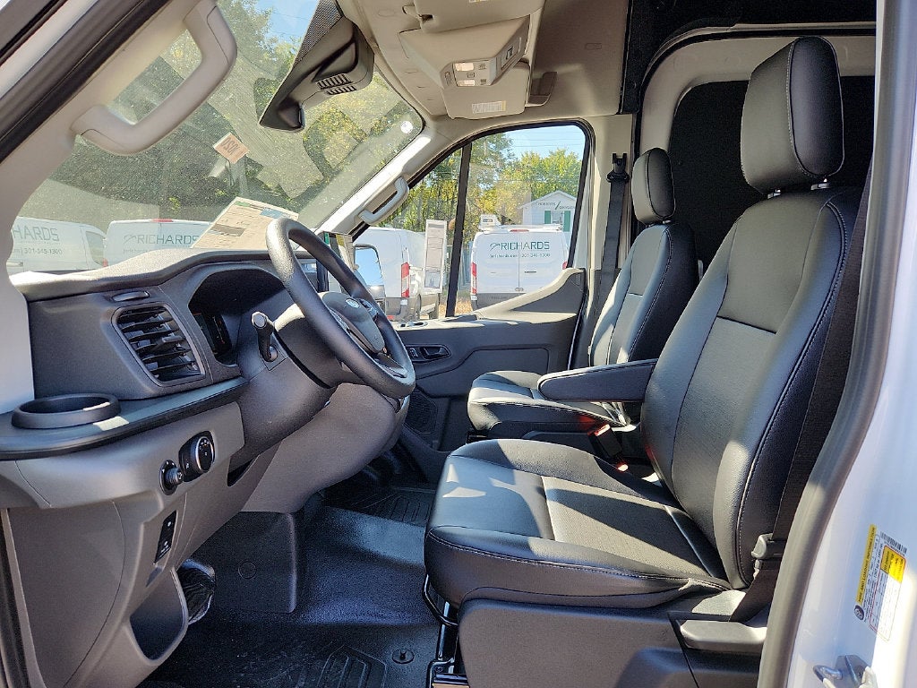 2027 Ford Transit-250 Base