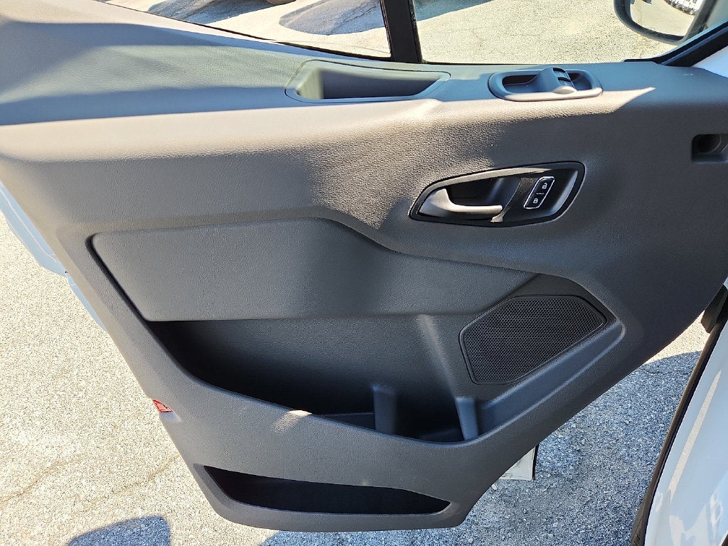 2027 Ford Transit-250 Base