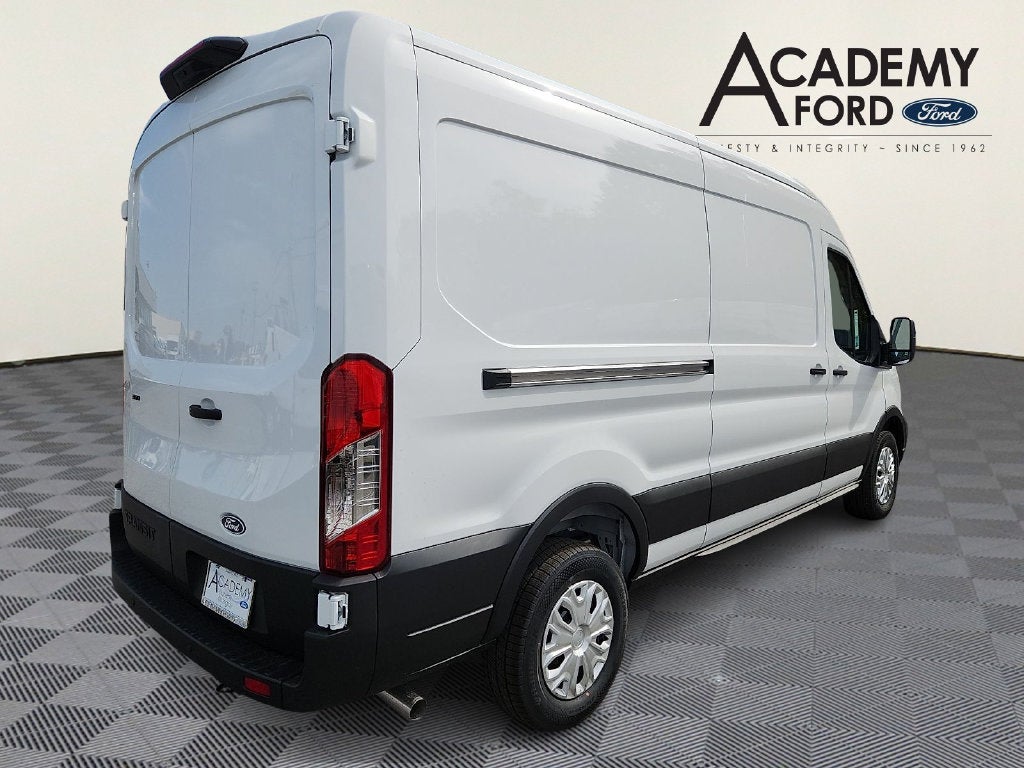 2027 Ford Transit-350 Base