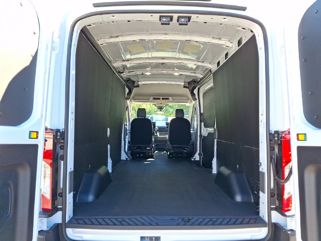 2027 Ford Transit-350 Base