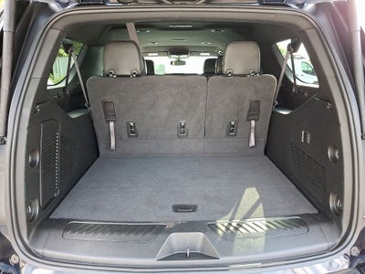 2022 Chevrolet Suburban LT