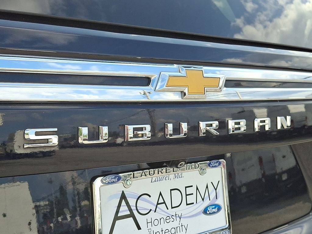 2022 Chevrolet Suburban LT
