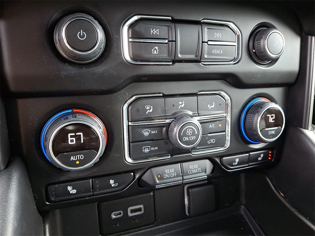 2022 Chevrolet Suburban LT