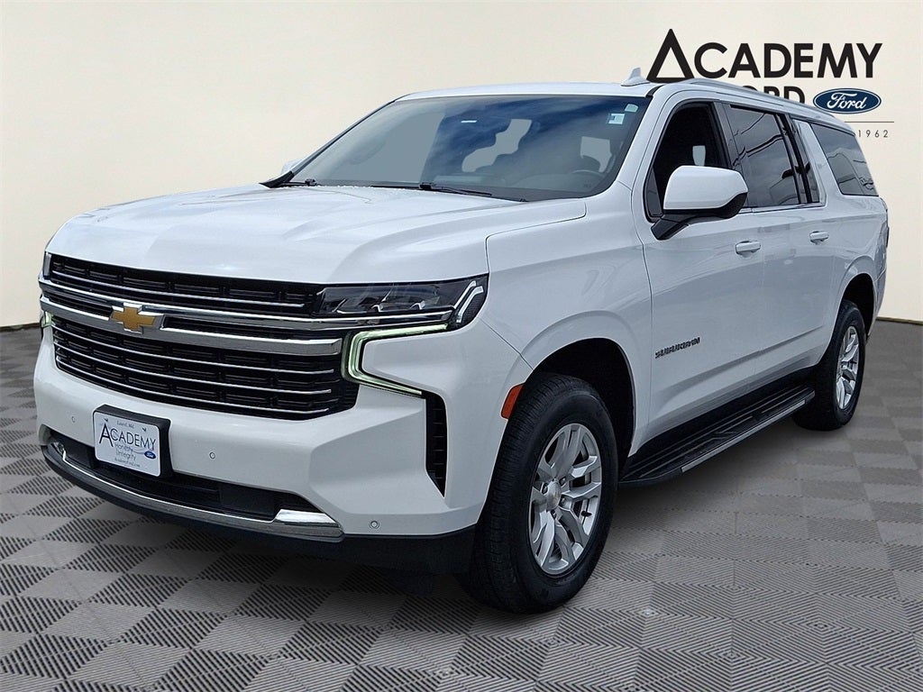 2022 Chevrolet Suburban LT