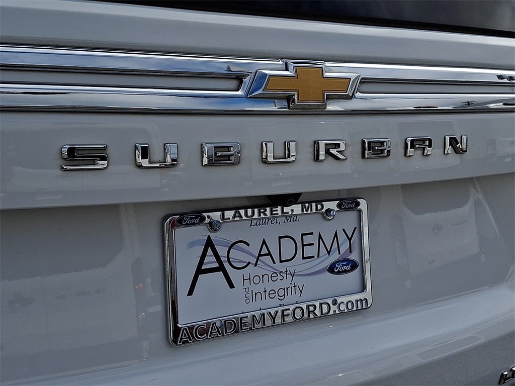 2022 Chevrolet Suburban LT