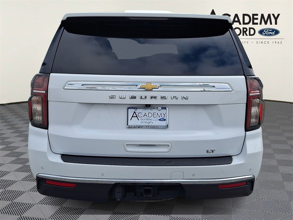 2022 Chevrolet Suburban LT
