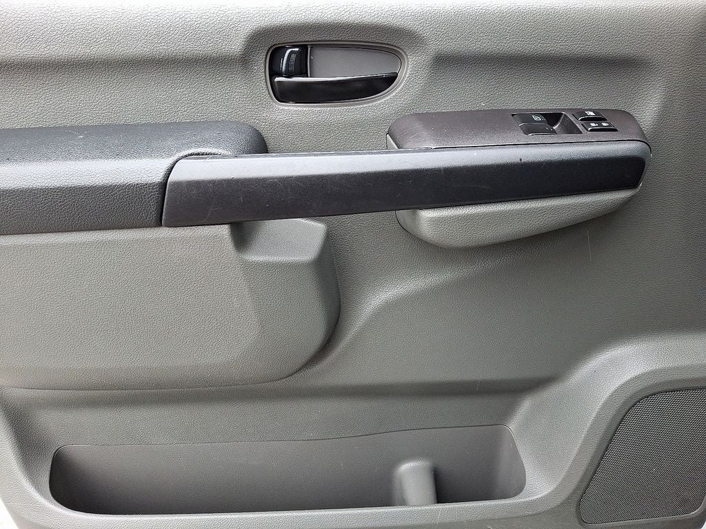 2018 Nissan NV2500 HD SV Standard Roof